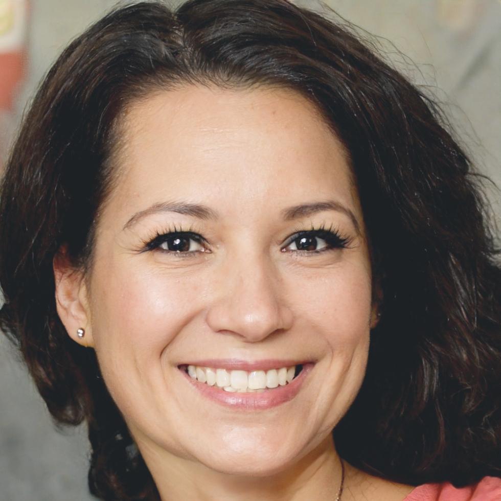 Retrato de Esperanza Villareal, experta en gestión de riesgos